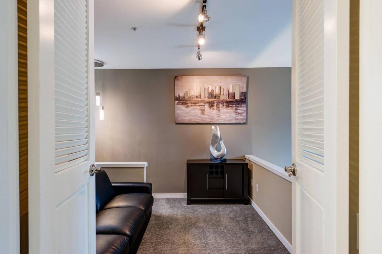 Modern Downtown Top Floor Penthouse With Bay Views Σιάτλ Εξωτερικό φωτογραφία
